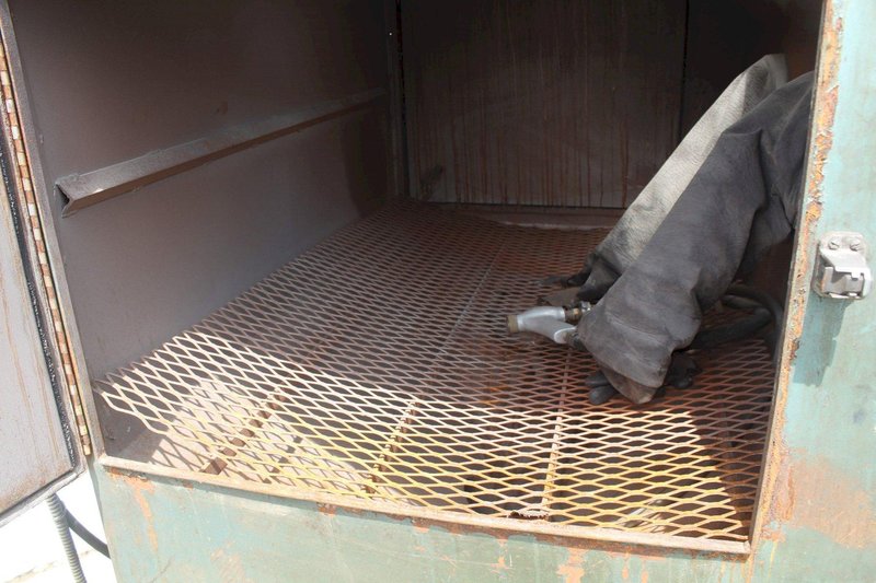 BLAST IT ALL MODEL #4837 ABRASIVE BLASTING CABINET: STOCK #72067