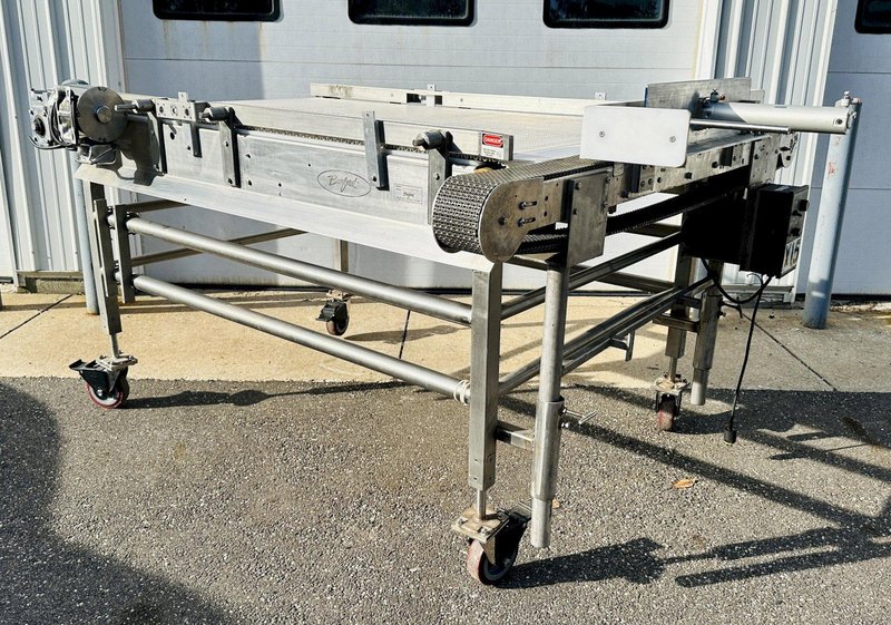 Burford Corp Model: SO72846  |   S.S. Bi-Directional Accumulation Table w/ 2-Motors