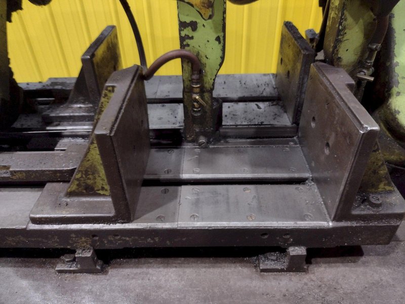 12&quot; X 20&quot; DOALL MODEL #C12 HORIZONTAL BANDSAW: STOCK 18712