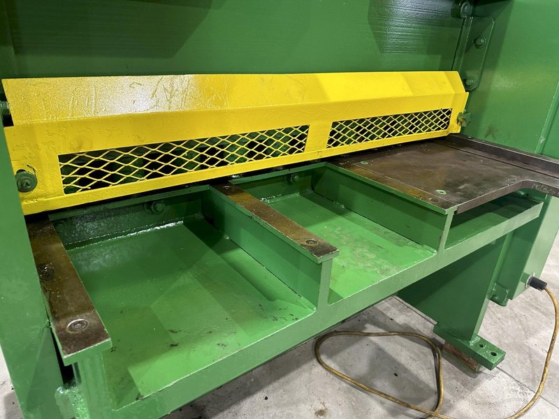4&#039; X 1/2&quot; BETENBENDER MODEL #4-500 HYDRAULIC SQUARING SHEAR: STOCK #11792