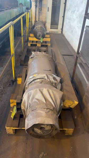 FARMER NORTON No. 4V-2M TWO ROLL STRAIGHTENING MACHINE