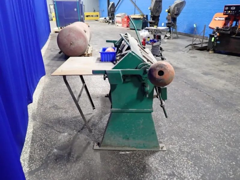 TENNSMITH 12 GA. MANUAL BOX AND PAN BRAKE  -  HBU4812