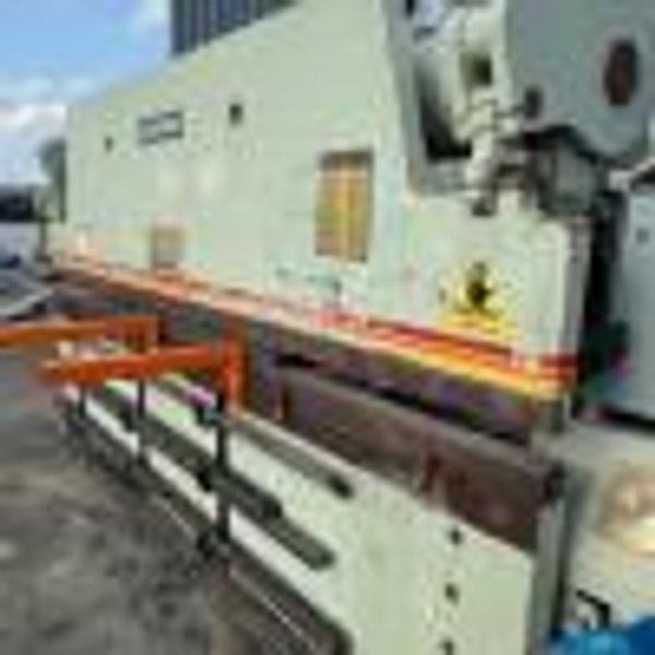 ACCURPRESS Hydraulic Brake - $29,900