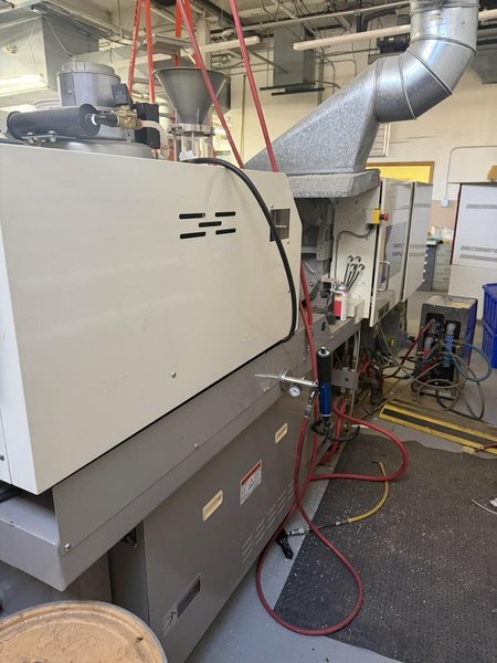 65 Ton Toshiba EC65NIIV30-1.5B Electric Injection Molding Machine, 2008 – 2.9 Oz.