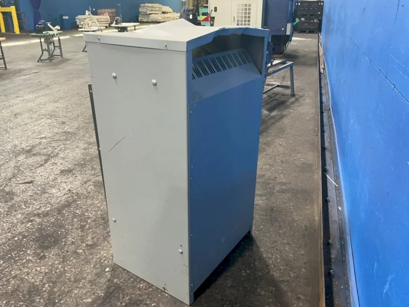 EATON 225 KVA TRANSFORMER  -  V48M28T22L
