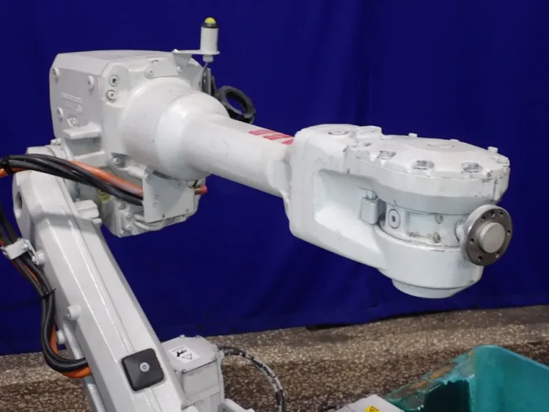 ABB ROBOT  -  IRB 2600
