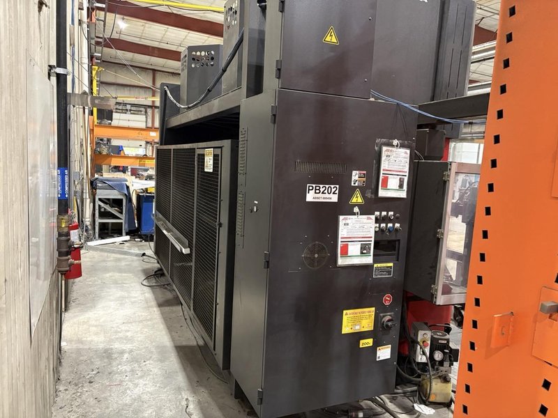 243 Ton x 14’ Amada HDS-2204NT Hydraulic Press Brake, 2011 – Backgauge