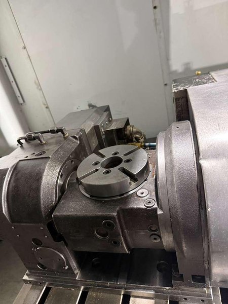 Mori Seiki DuraCenter 5 5-Axis CNC Vertical Machining Center – Mill