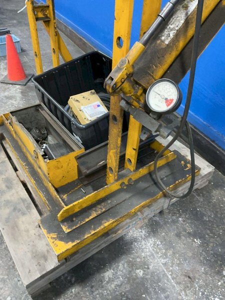 ENERPAC HYDRAULIC SHOP PRESS