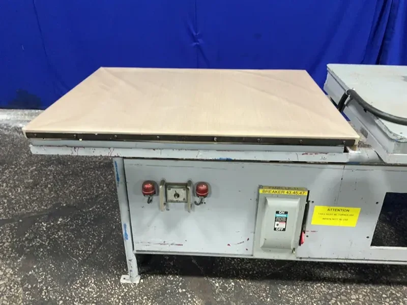2 @ 36” X 49” 2 STATION HEAT TABLE