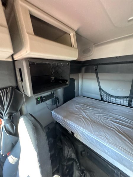 2020 Freightliner Cascadia 1FUJHHDVXLLLC1679