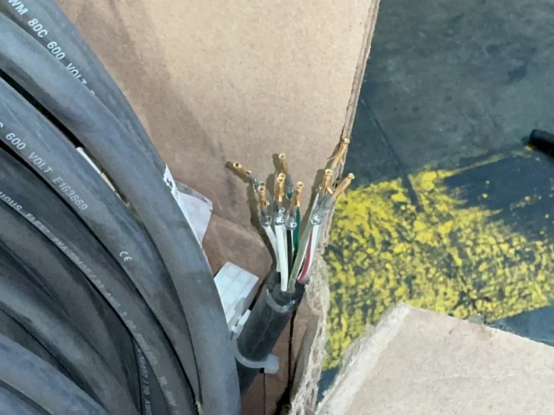 ALLEN-BRADLEY RESOLVER FEEDBACK CONNECTOR CABLE  -  1326-CCUT-L-060