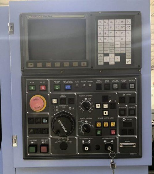 Doosan Lynx 220A CNC Turning Center