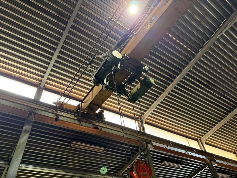 Stahl - 6,3 ton x 11 410 mm