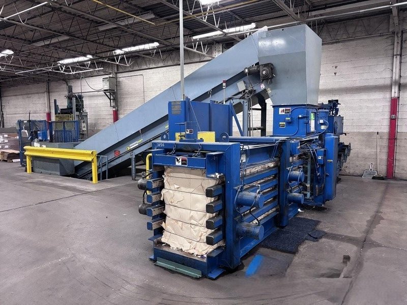 30" X 40" SELCO MODEL HSO-128A AUTO-TIE TOP LOADING HORIZONTAL HYDRAULIC BALER SYSTEM, W/ CONVEYOR &amp; DUMP HOPPER: YOBRO #26210