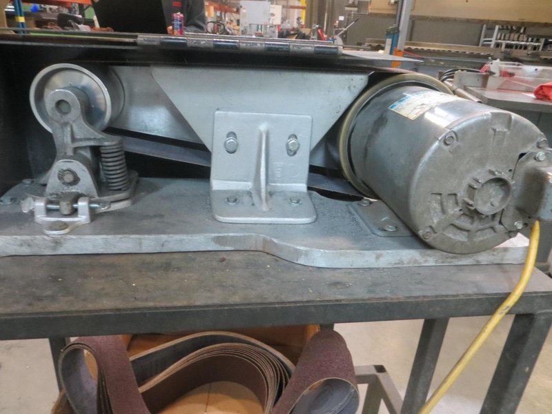 2.5&quot; Belt Sander - Auction Item