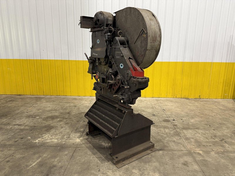 50 TON BUFFALO MODEL #1/2 MECHANICAL IRONWORKER: STOCK #22852
