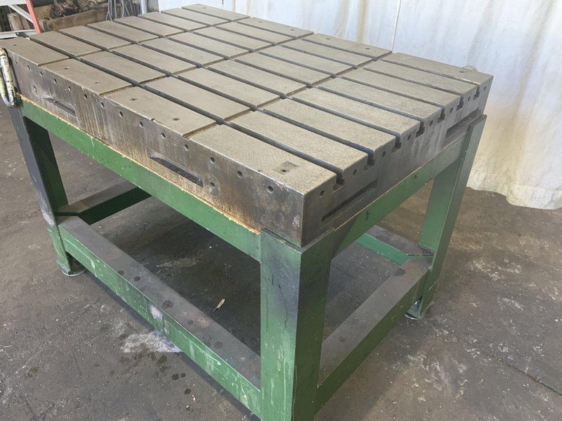 48" X 32" DEVLIEG T SLOTTED TABLE: STOCK #81242