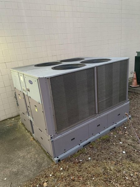 Carrier 30RAN045 Air-Cooled Chiller, 2009