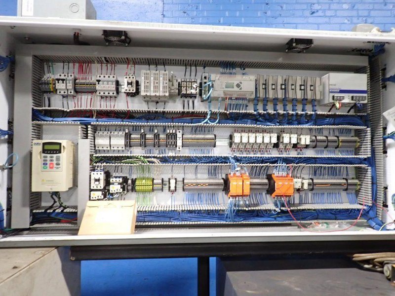 YASKAWA / MOTOMAN ROBOT CONTROL  -  UP20 / DX200