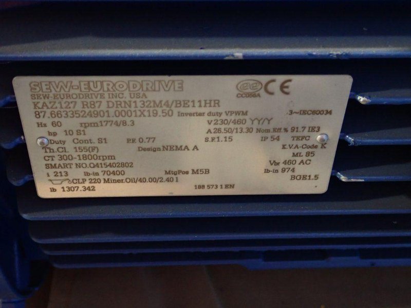 SEW EURODRIVE 10 HP GEAR DRIVE  -  KAZ127 R87 DRN132M4 BE11HR