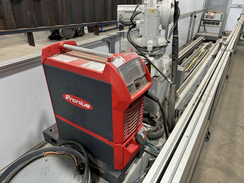 2021 ABB MODEL #IRB 4600 ROBOT WELDING SYSTEM WITH PRESTON EASTIN WELDING FIXTURE: STOCK 21175