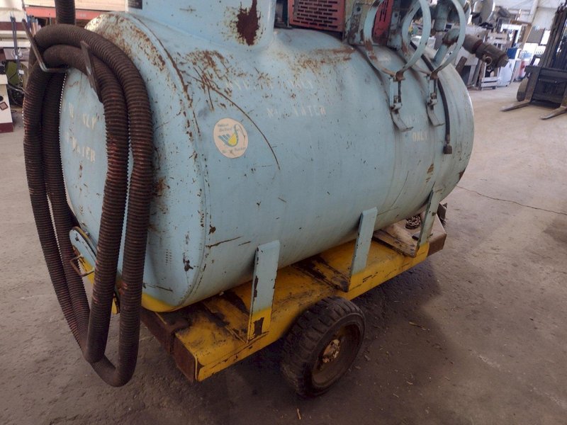 200 GALLON YELLOW BELLIED KOHLER GAS POWERED ROLLING HYDRAULIC OIL VACUUM SUMP SUCKER CART: STOCK #16072