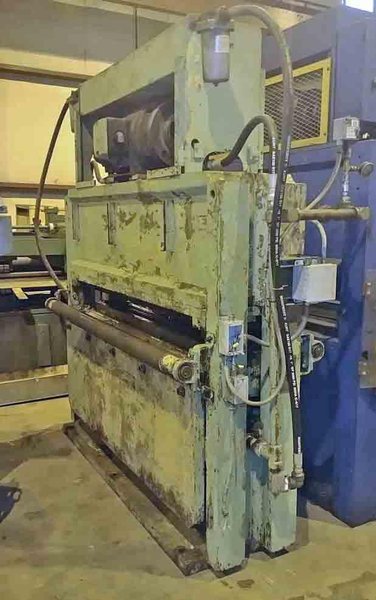 Stitcher, Behlen, 66&quot; Wide