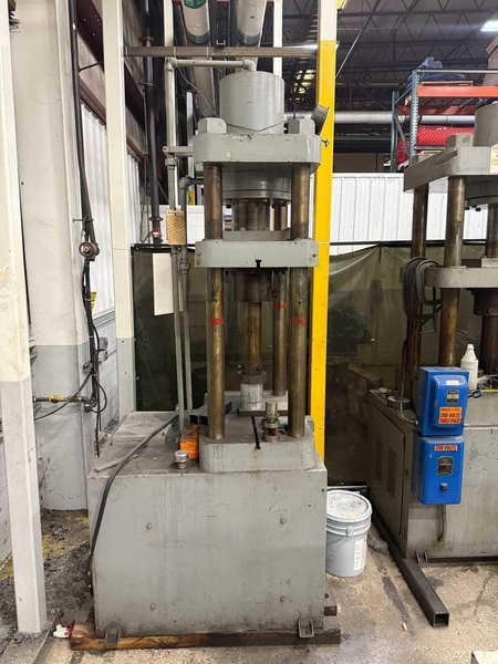 100 Ton M &amp; N Hydraulic Press
