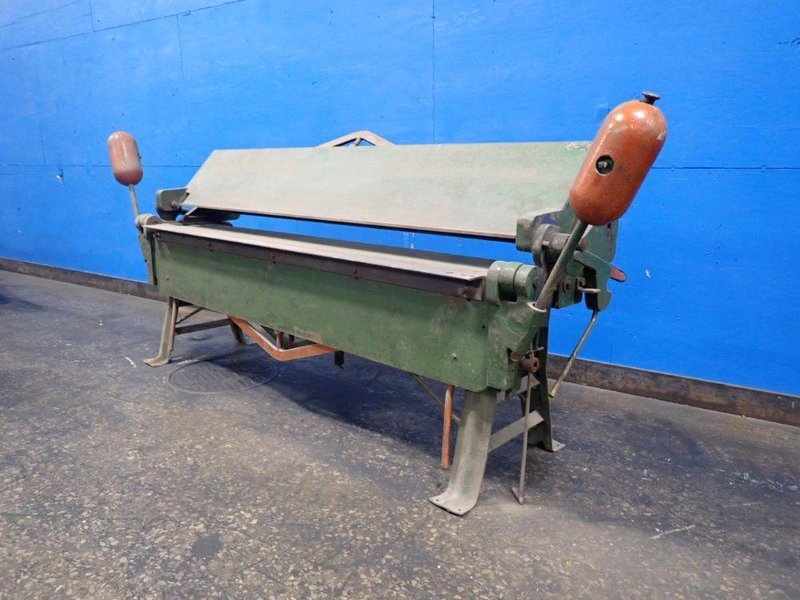 CHICAGO, DRIES &amp; KRUMP MFG. CO. 96" SHEET METAL BRAKE   -  L37
