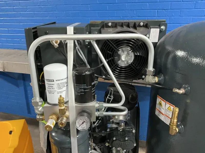 KAESER 5.4 HP ROTARY SCREW COMPRESSOR   -  AIRTOWER 5C