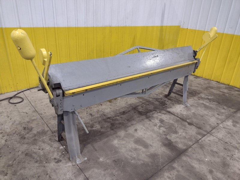 8' X 18 GAUGE CHICAGO MODEL #818 MANUAL APRON BENDING BRAKE: YOBRO #24387