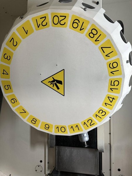 Fanuc Robodrill a-D21LiB5 CNC VMC, 2018