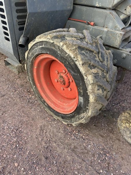 2017 Skyjack SJ6832RT Rough Terrain Scissor Lift – 32’ Platform Height, 68” Wide, Outriggers, Kubota Dual Fuel Engine