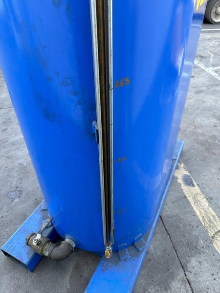260 GALLON OIL HOLDING TANK: STOCK #78555