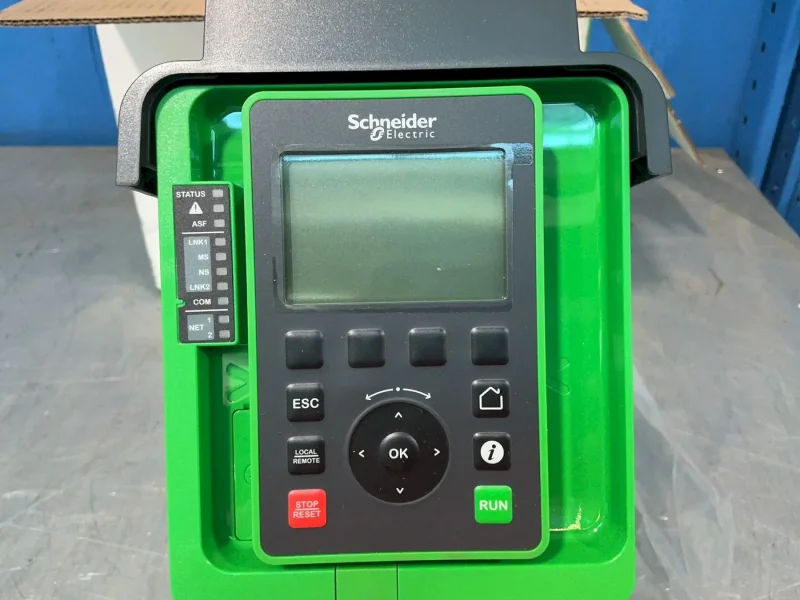 SCHNEIDER  ELECTRIC GRAPHIC DISPLAY TERMINAL ALTIVAR 930   -  ATV93OU22N4