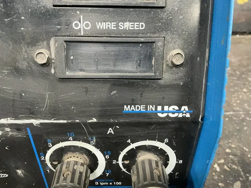 MILLER 10 AMPS WIRE FEEDER   -  S-64
