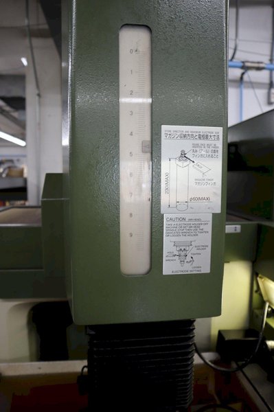 Makino Edge2-A24MR Sinker Type CNC EDM Electrical Discharge Machine, MGF-30, C-Axis, 24 ATC- Auction Item