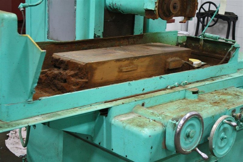 12' X 36' GRAND RAPIDS #550 HORIZONTAL SURFACE GRINDER:  STOCK #54458