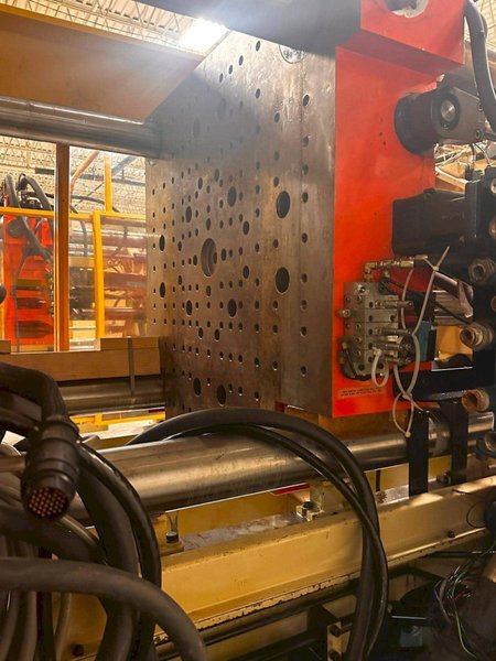 300 Ton 59 Oz Shot Husky RS70/60 Injection Molder, 1998