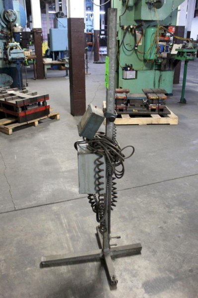 P/A INDUSTRIES MODEL LC LOOP CONTROLLER. STOCK # 0681324