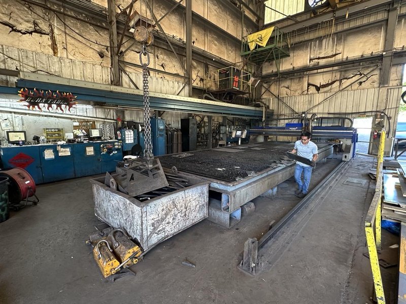 10′ x 30′ Messer Titan II CNC Plasma, 2012 – Hypertherm HPR260xD