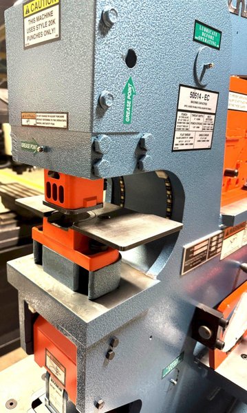 4&quot; x 4&quot; x 3/8&quot; Scotchman Hydraulic Ironworker 50514-EC, 50 Ton, Punch, Bar Shear, Notcher, New, In Stock