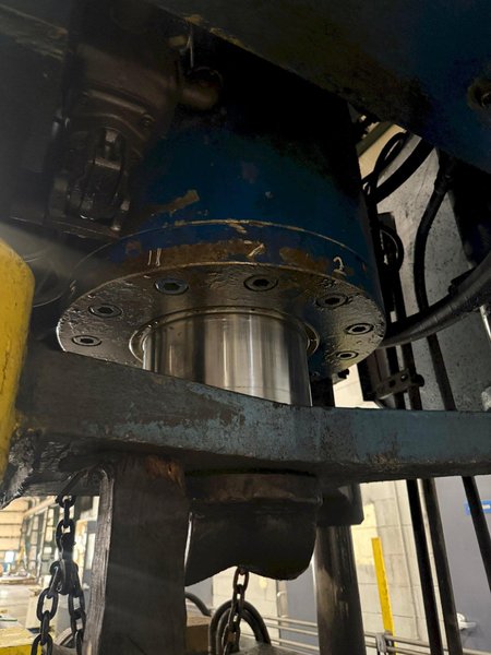 400 TON X 30' DRILCO TRAVELING HEAD HYDRAULIC STRAIGHTENING PRESS: YOBRO #25135