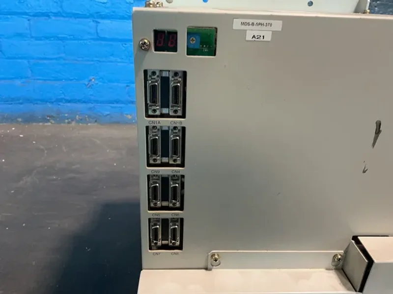 MITSUBISHI 37 KW SPINDLE DRIVE UNIT  -  MDS-B-SPH-370