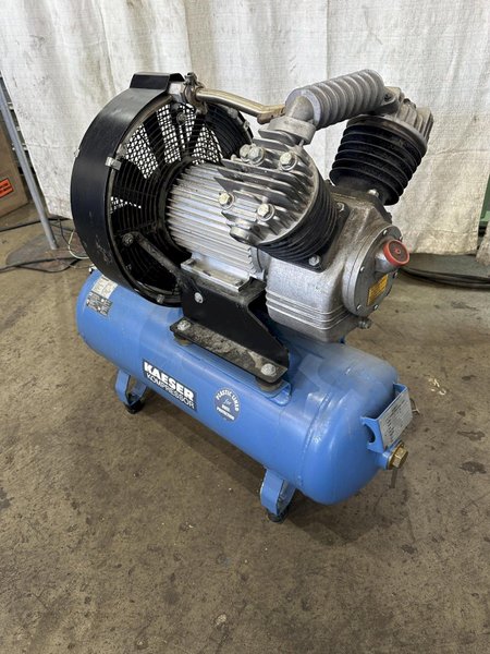 5 HP KAESER KC 840 AIR COMPRESSOR: STOCK #77696