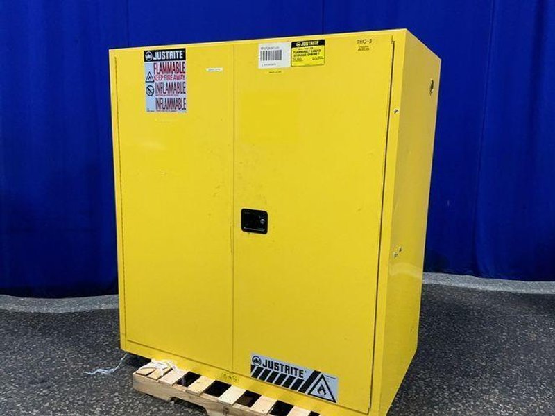 JUSTRITE 110 GAL FLAMMABLE STORAGE CABINET