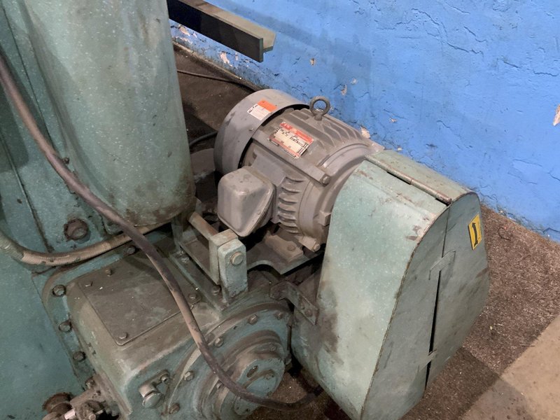 10' X 10 GAUGE WYSONG MODEL 1010-RD SHEAR: STOCK #81040