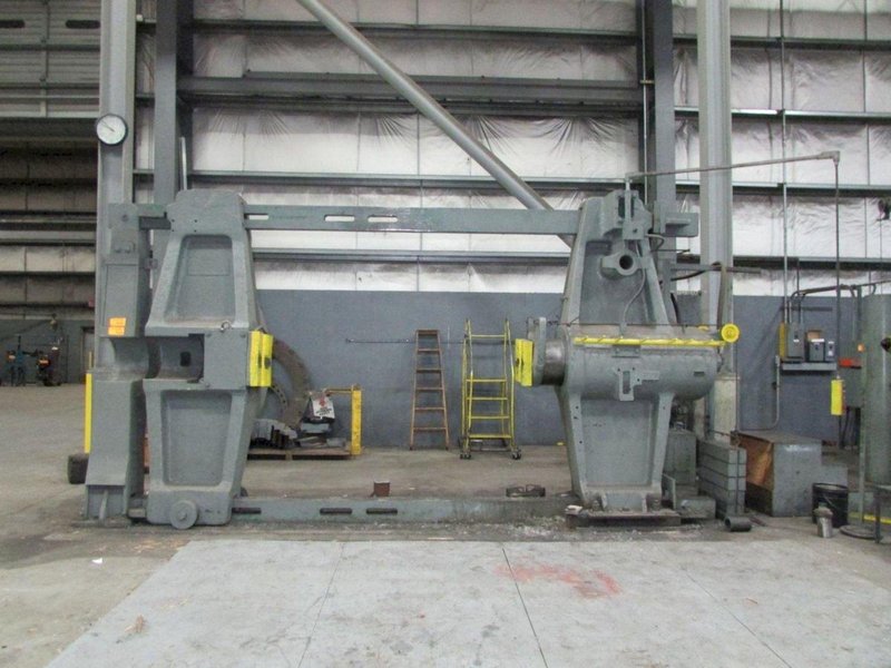300 TON NILES-BEMENT HYDRAULIC HORIZONTAL WHEEL PRESS. STOCK # 0311123