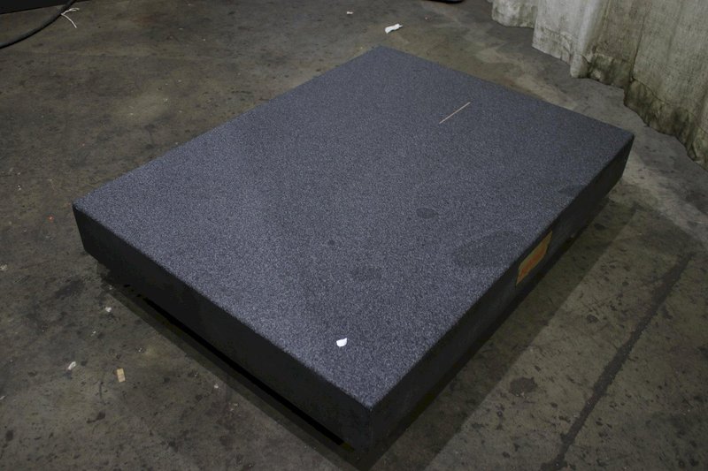 36&quot;X 24&quot; MOJAVE GRANITE PLATE: STOCK #76176